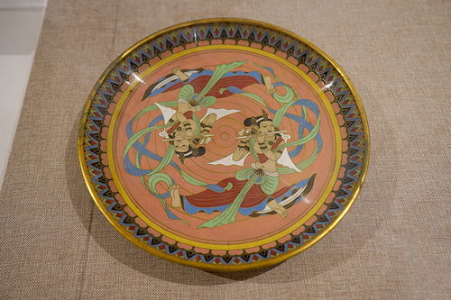 時隔70年再現 百余民間美術工藝品齊聚清華，傳承與創新并行